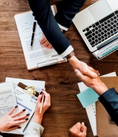 RadiusTheme Startup About